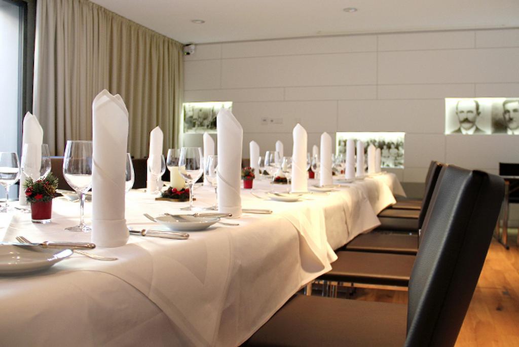 Hotel-Restaurant Ochsen เบลาบอยเริน ภายนอก รูปภาพ