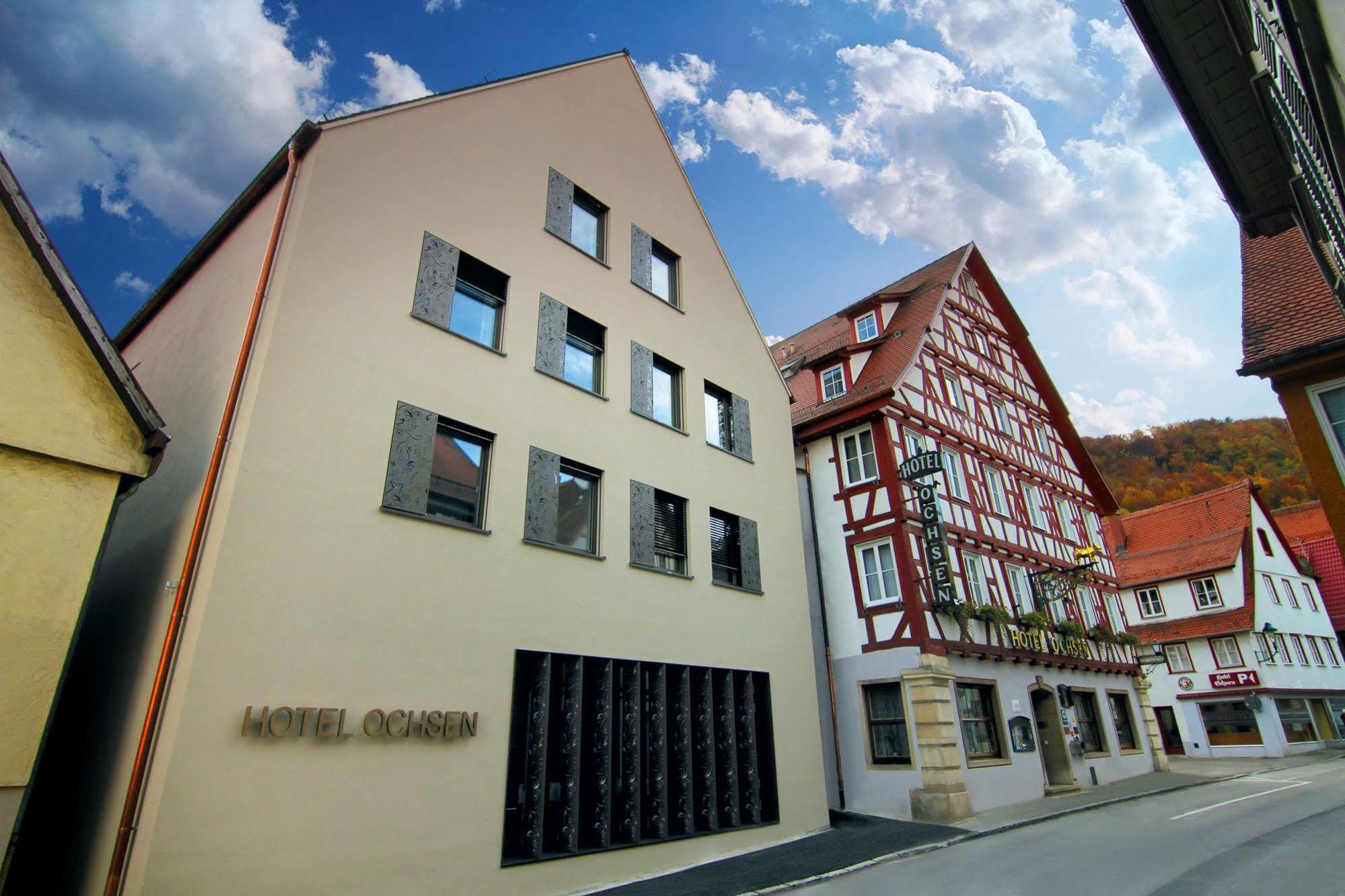 Hotel-Restaurant Ochsen เบลาบอยเริน ภายนอก รูปภาพ