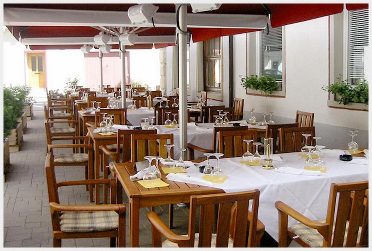 Hotel-Restaurant Ochsen เบลาบอยเริน ภายนอก รูปภาพ